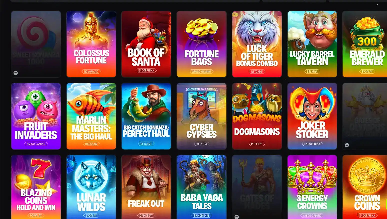 Игровой зал казино Максбет с автоматами